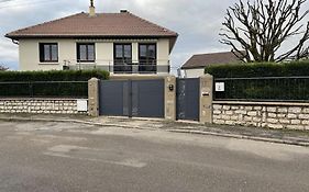 Dole Jura Proche Centre Ville.